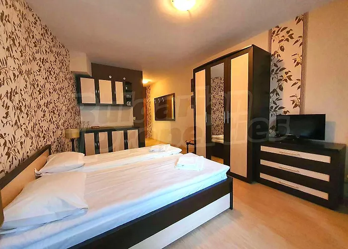 студио в айсберг 4* Borovec